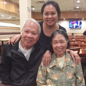 Susan and her mom and dad, Mei and Song