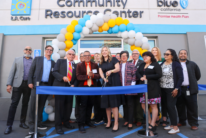 L.A. Care CEO John Baackes and Blue Shield Promise CEO Kristen Cerf Cut Ribbon at CRC in South L.A.